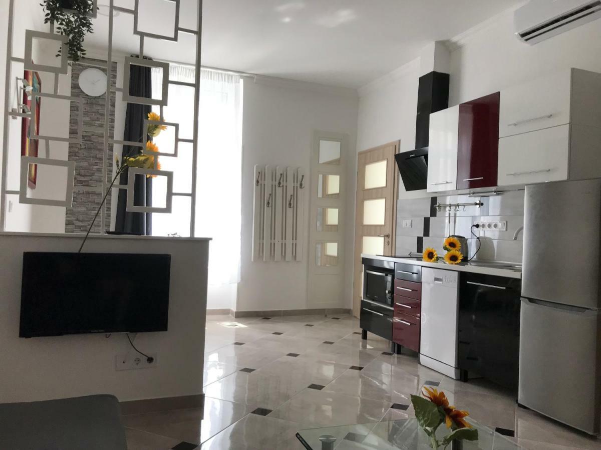 Sunflowers Apartament