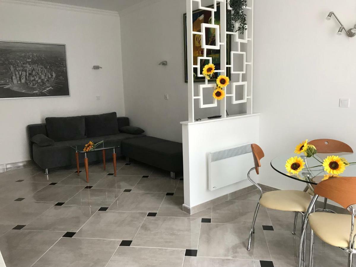 Sunflowers * Budapeszt